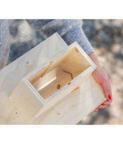 Dehner Natura Futterhaus Karwendel, Natur, Inkl. Ständer, Ca. B84,3/H127,2/T84,3 Cm -KERBL Store 6622872 6622898 6622906 6622922 WE MO 007 NVHRofanKarwendel