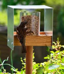 LUXUS-VOGELHAUS Futterhaus Bauhaus II, Braun/silber, Ca. B15/H16/T15 Cm 14 LUXUS-VOGELHAUS Futterhaus Bauhaus II, Braun/silber, Ca. B15/H16/T15 Cm -KERBL Store 6689244 WE MO 002 DobarVogelFutterhausAludachBauhausII