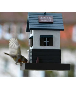 Dobar® Wildlife Vogelhaus School, Kiefer, Schwarz/weiß, Ca. B18/H23/T18 Cm -KERBL Store 6689574 WE MO 005 DobarWVWesternVogelhausSchool